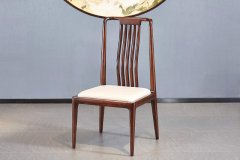 典雅大方卻不落俗套，選新中式家具裝修準沒錯